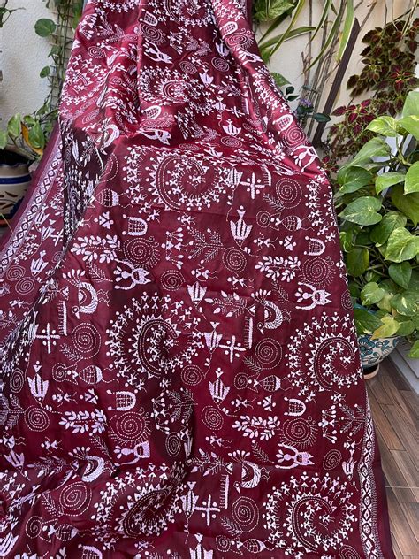 WARLI DUPATTA silkdupatta maroondupattaonline warli handembroidery ...