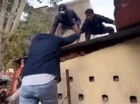 Former minister Rajendra Gudha creates ruckus at Rajput Sabha Bhawan ...