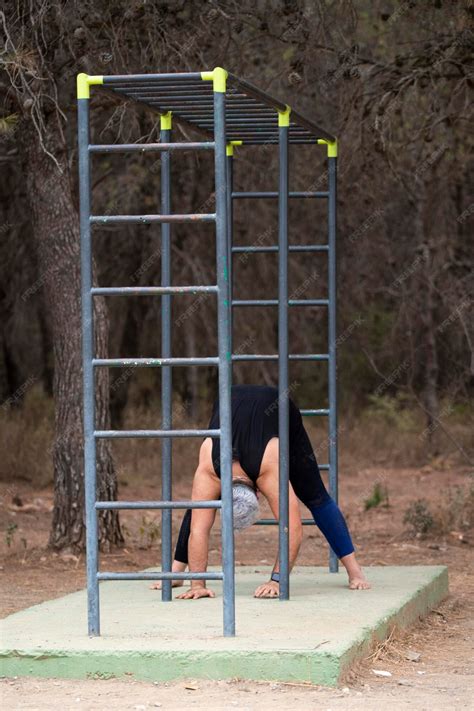 Playing Sports 的图像结果
