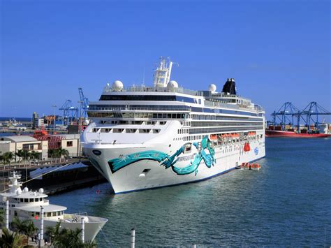 What Is Cruise Ship Called In Spanish at Claire Gregory blog