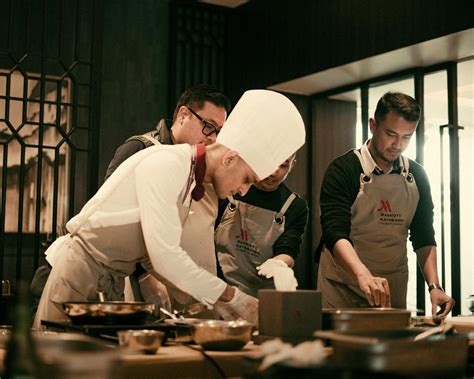 Commercial Kitchen 4K 的图像结果