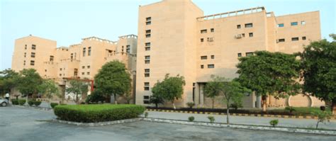 About us | Caparo India