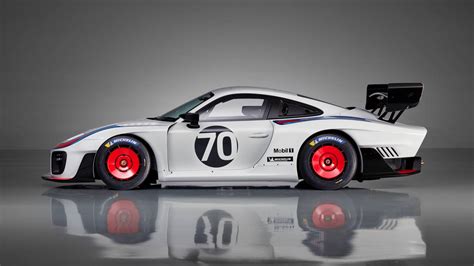 We Badly Want This Porsche 935 Targa Road Car To Happen