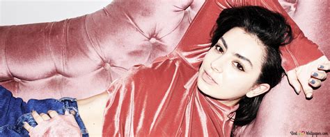 English Singer & Songwriter 'Charli XCX' 6K wallpaper download