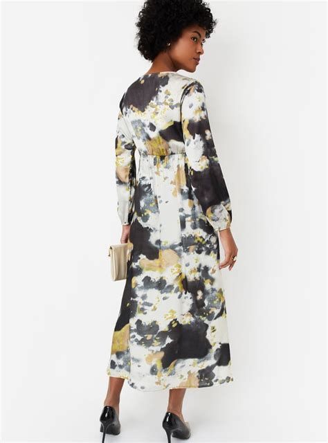 Buy Kalki x Max Women Printed Wrap Dress Online at just Rs. 1399.0 ...