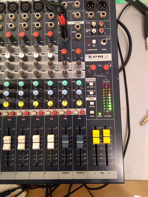 Soundcraft EPM 6 - no output left channel (Phones / MIX / Monitor (CR ...