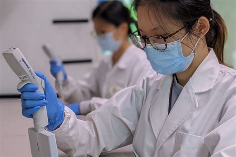 Study sheds light on antibiotics-associated diarrhea | MIT News | Massachusetts Institute of ...