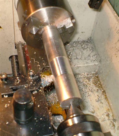 Rezultat imagine pentru Mini Lathe Threading Using Die