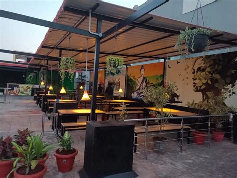 Sky Cafe Veg Restaurant, Hampi-Hospet Locality order online - Zomato