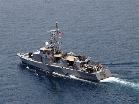 दक्षिण चीन सागर में US नेवी ने उतारा सातवां बेड़ा, भड़के चीन ने कही ये ...