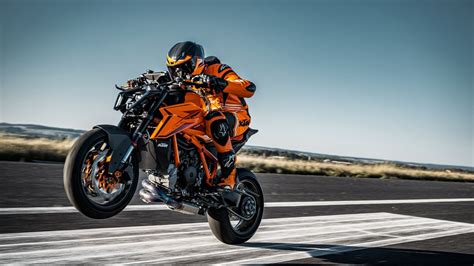 2024 KTM 1390 Super Duke R Evo: 10 Things To Know