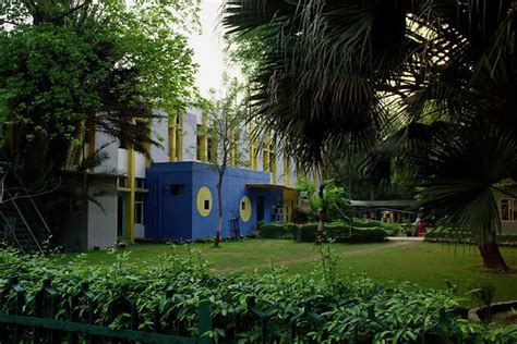 Contact | Mira Model School