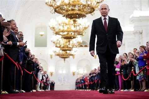 https://www.reuters.com/resizer/v2/Y3FSKBP6S5JGTKU4KUD73ZVDPM.jpg?auth=1f5cf562645eb446d94746c0ec51db5b8fa0fb1f1933364eff328da5964884b9&quality=80&width=1920