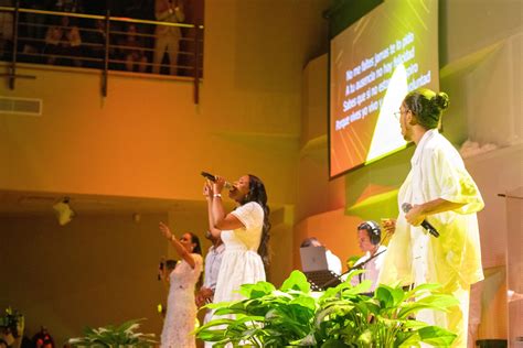 Celebran la XV versión de tributo a Jesús - Z 101 Digital