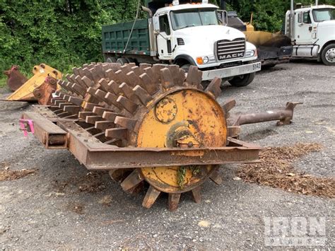 Pull Behind Roller Compactor 的图像结果