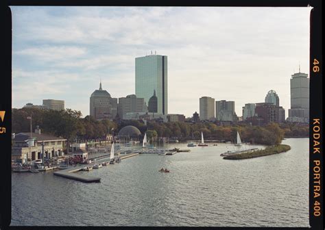 such a great view of the city from the bridge near Charles/MGH station ...