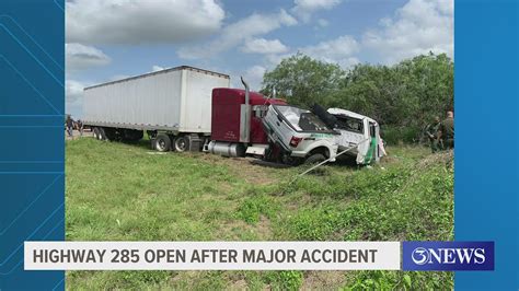Border Patrol agents hospitalized in 18-wheeler crash | kiiitv.com