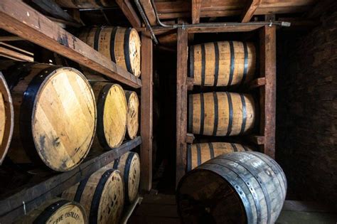 How many barrels of bourbon are in Kentucky distilleries? | Lexington ...