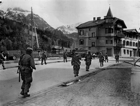 Seven World War II Book Reviews for Winter 2025 - Warfare History Network