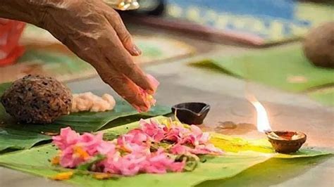 Devotees thronging bali tharpana locations: Karkidaka vavu bali ...