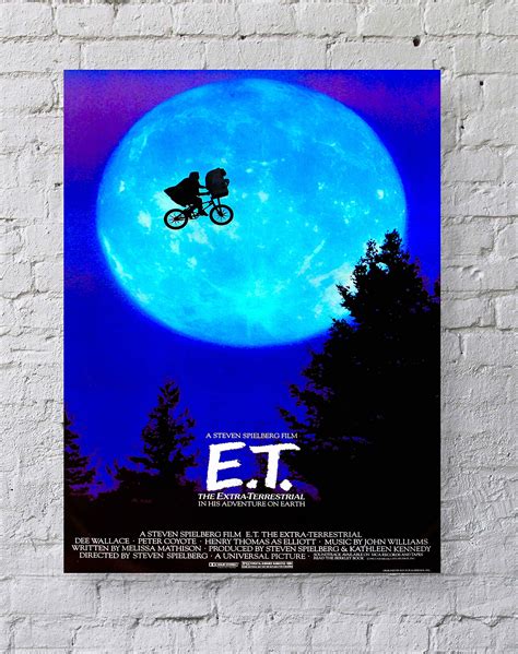 Amazon.com: MeiMeiZ E.T. The Extra-Terrestrial Movie Poster Standard ...