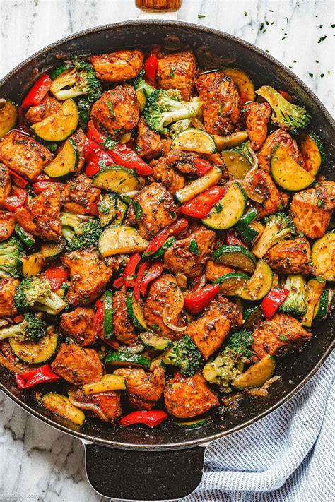 One Pot Chicken and Vegetables Skillet (Healthy & Low Carb) | Healthy ...