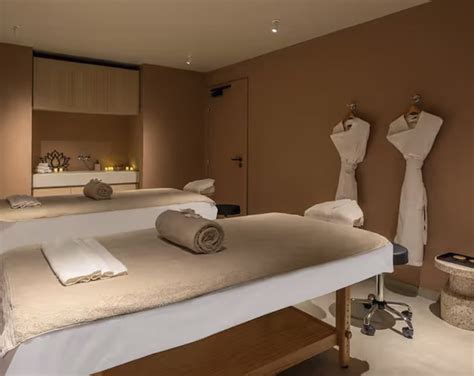 Home || O2 Spa Delhi T3 International