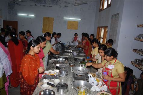 National Institute of Nursing » Laboratories