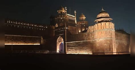 Raat Ke Afsaane - Night Walk Inside Red Fort