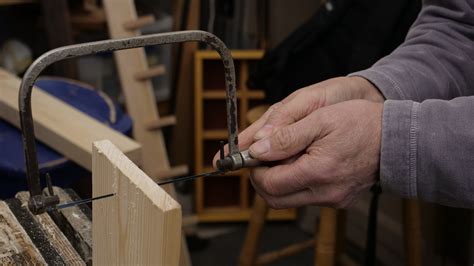 Rezultat imagine pentru Using Hand Saws