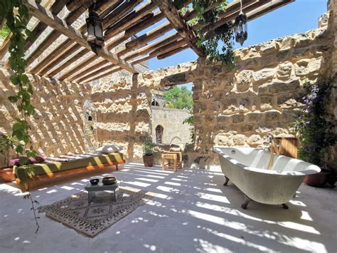 Arz el Barouk Holiday Rentals & Homes - Mount Lebanon Governorate ...