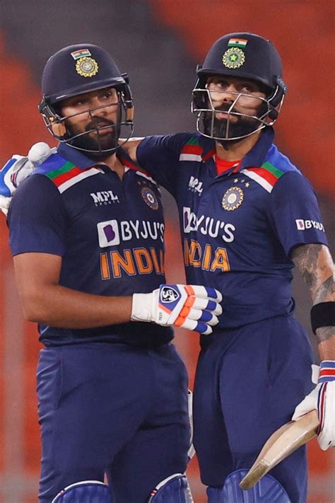 Ind Vs Pak: Get Latest Buzz, Updates, Gossip, Photos & Videos