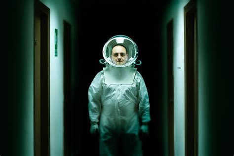 Alienation Film 的图像结果