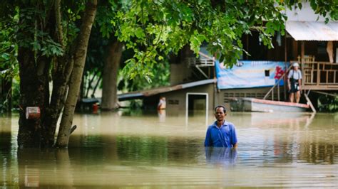 Extreme Weather Examples 的图像结果