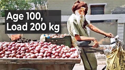 100-yea-old vegetable seller: 100-year-old man sells vegetables on cart ...