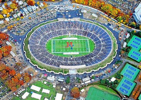 Capacity Of Yale Bowl