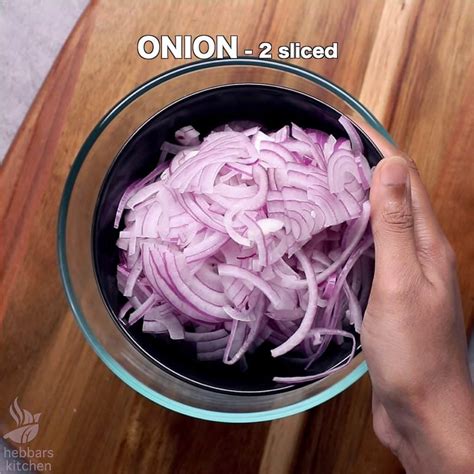 ಈರುಳ್ಳಿ ಲಚ್ಚಾ ಪರೋಟ ಕ್ರಿಸ್ಪ್ & ಸಾಫ್ಟ್ | Onion Lachha Paratha in kannada