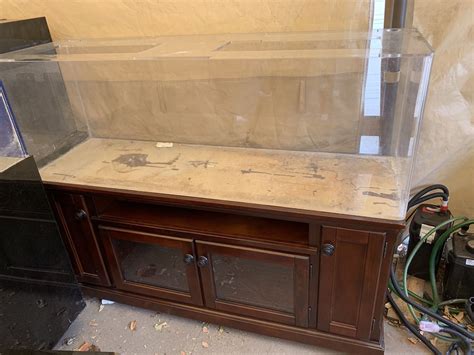 100 gallon acrylic aquarium fish tank for Sale in Walnut, CA - OfferUp