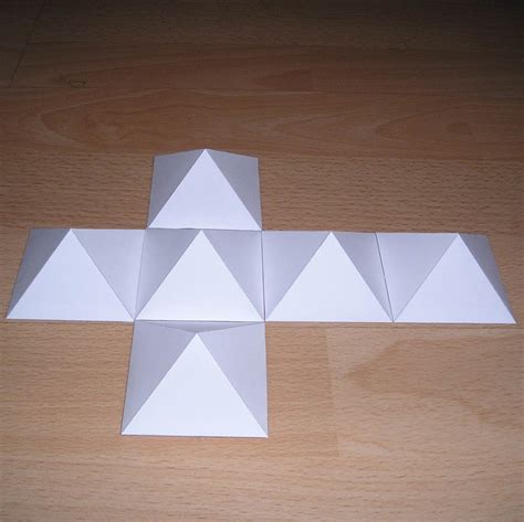 Pyramid Tutorial Cube 的图像结果