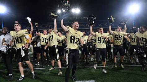 Sprint Football sings second after 17-3 win over Navy | U.S. Military ...