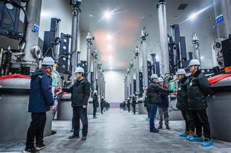 向千亿级光伏产业集群进发，青海省西宁首根210+N单晶硅棒下线-国际太阳能光伏网