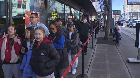 T-Mobile to layoff nearly 400 employees | king5.com