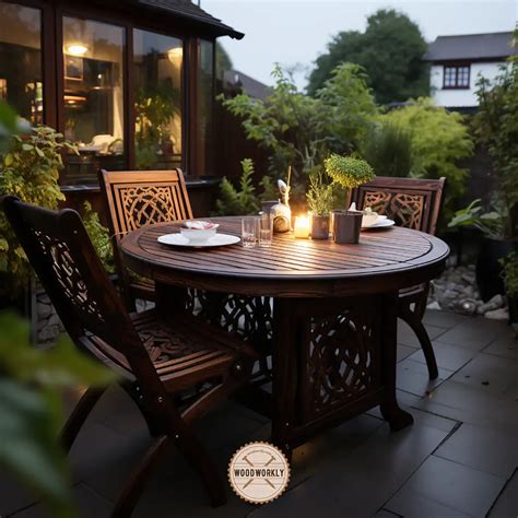 How Many Coats of Polyurethane? [2023 Ultimate Guide!]