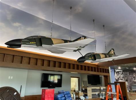 Large-Scale Jet Models 的图像结果