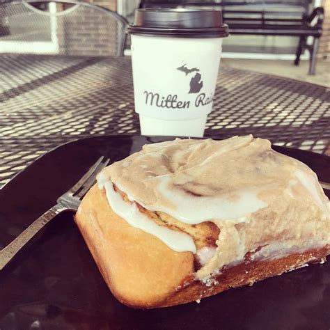 Where Can You Find the Best Cinnamon Rolls in Michigan?