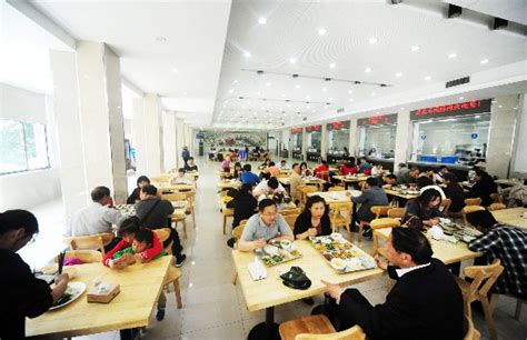 市政府食堂向游客开放，“花式宠客”学什么？_旅游_扬州_服务型
