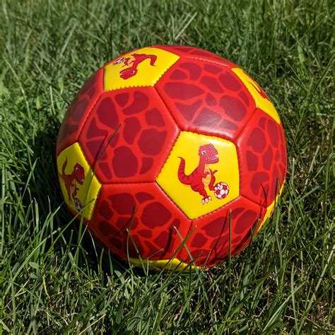 Size 3 Soccer Ball for Kids Age 5-8 Buying Guide | The Soccer Handbook