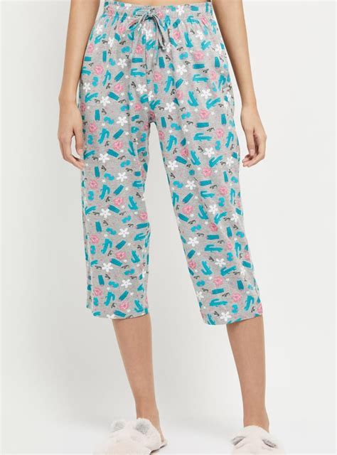 Buy Women Printed Drawstring Waist Capris Online at just Rs. 449.0 ...