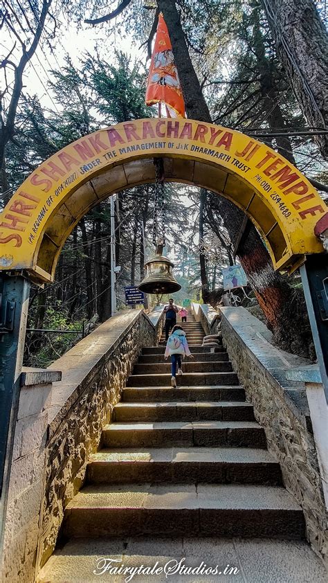 Travel Guide to Srinagar, Kashmir