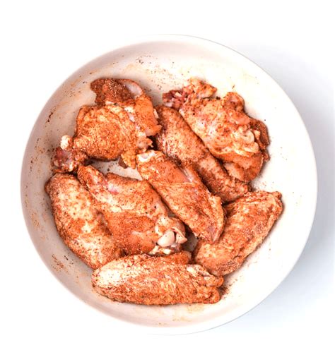 Best Chicken Wing Dry Rub Recipe • Tastythin